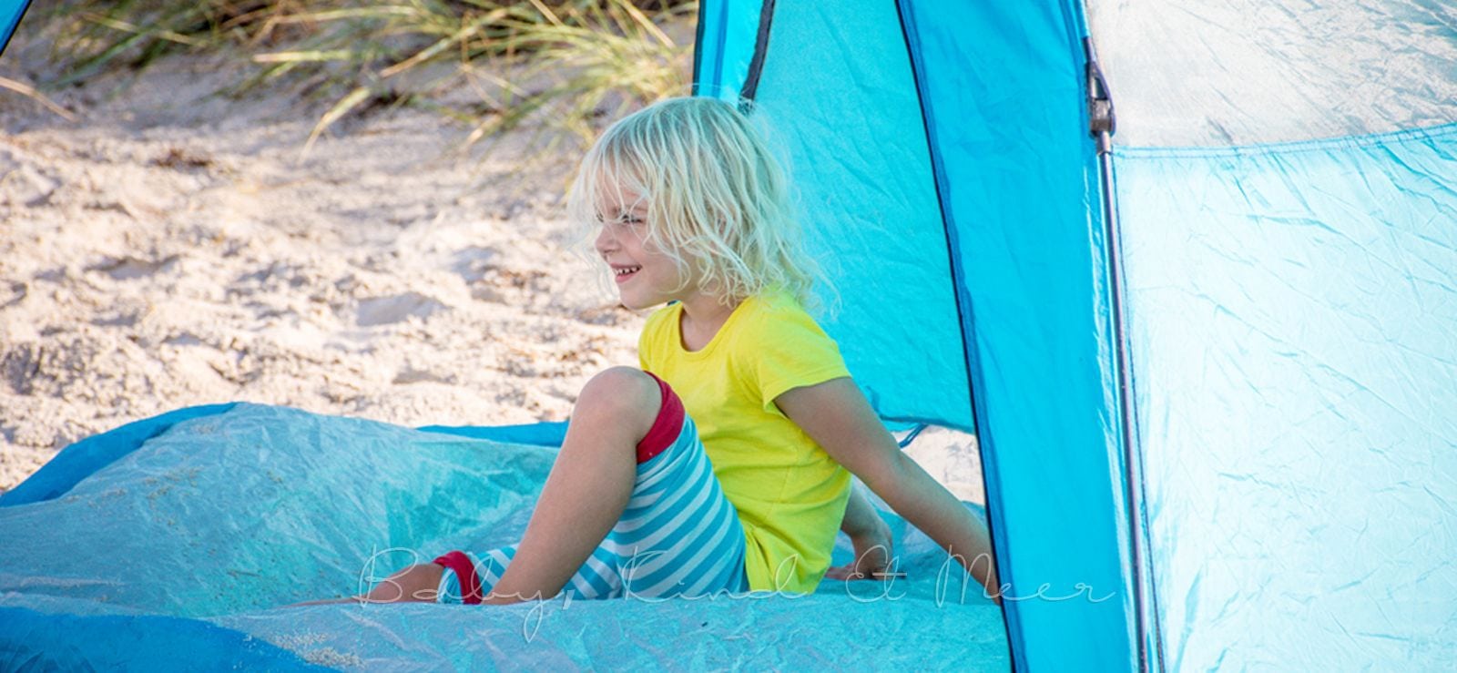 Pop-Up Strandmuschel für Babys Inkl perfekt für Reisen Picknick im Park und Veranstaltungen im Freien Strandurlaub Pluto Strandmuschel Gelb: Schützen Sie Ihre Kinder in jedem Wetter Malbuch 