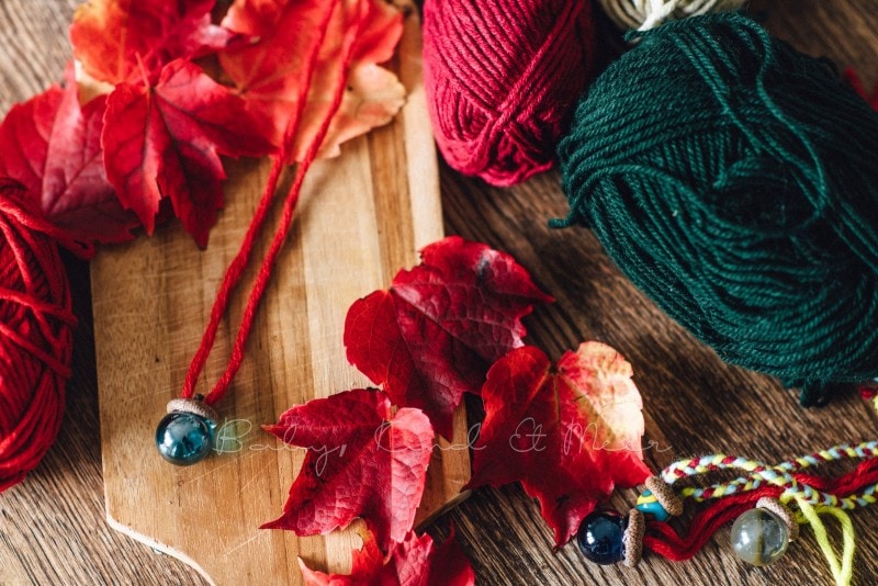 Herbst Bastelidee DIY Murmelketten aus Eicheln 11